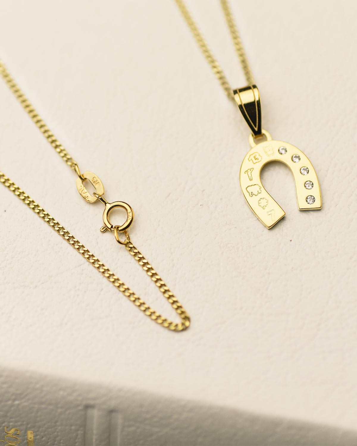 Hufeisen Anhänger vergoldet 24k gold vermeil