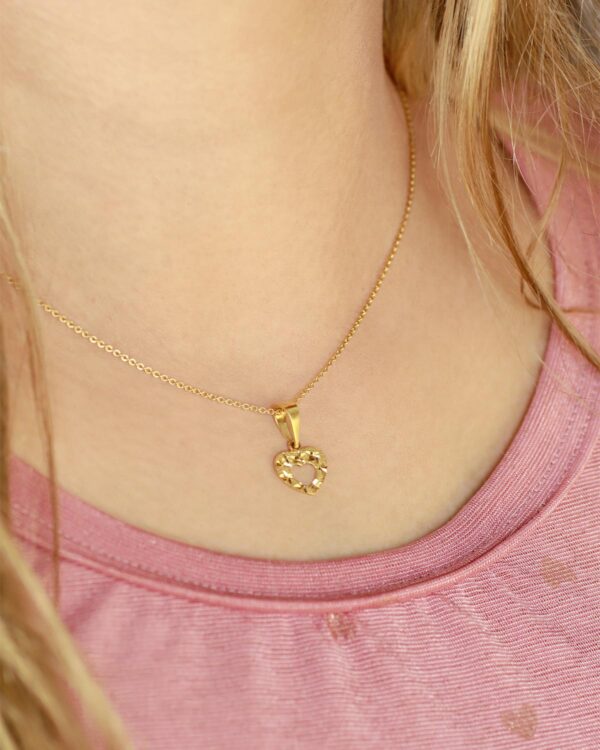 heart dainty necklace gold vermeil