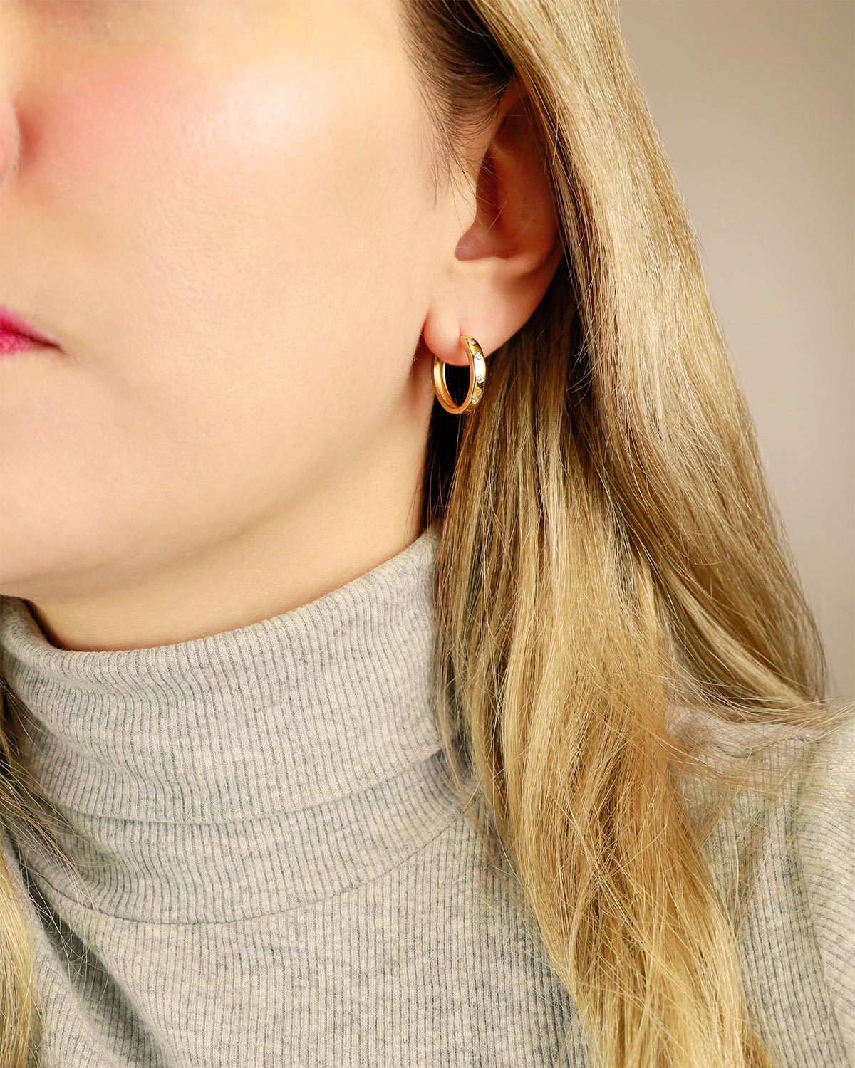 medium gold hoop earrings