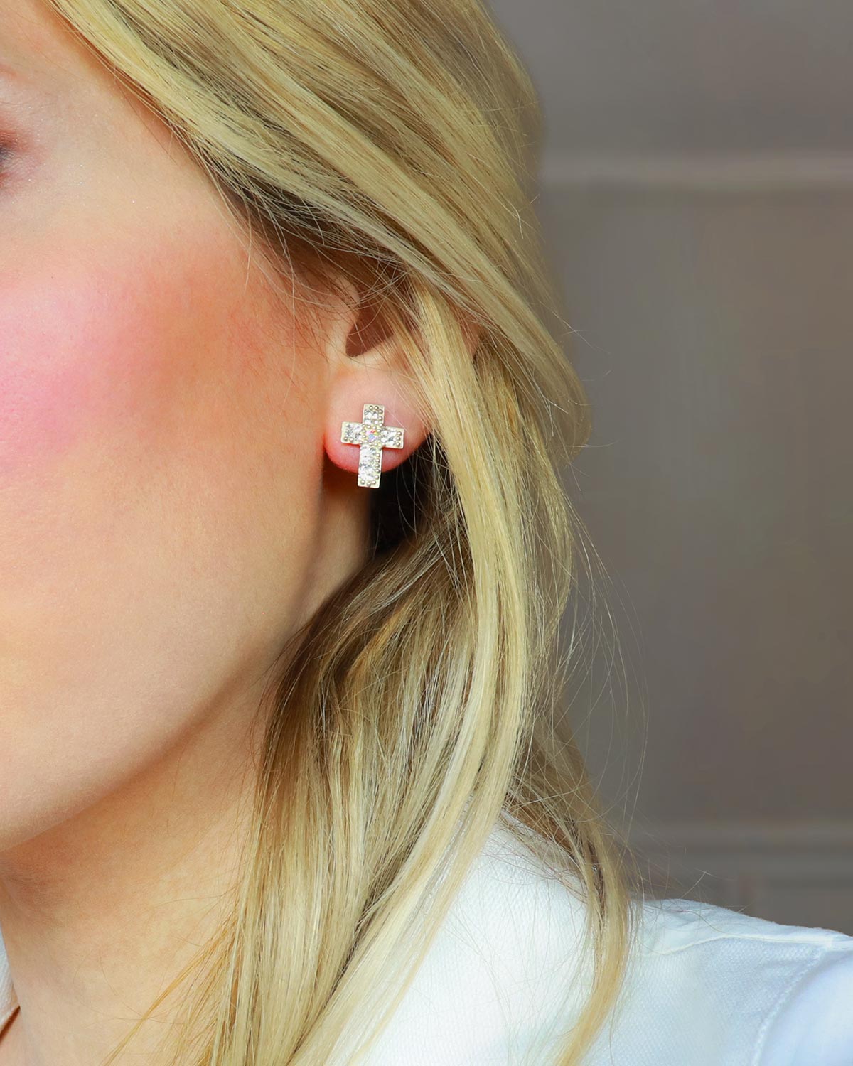 cross earrings sparkling silver