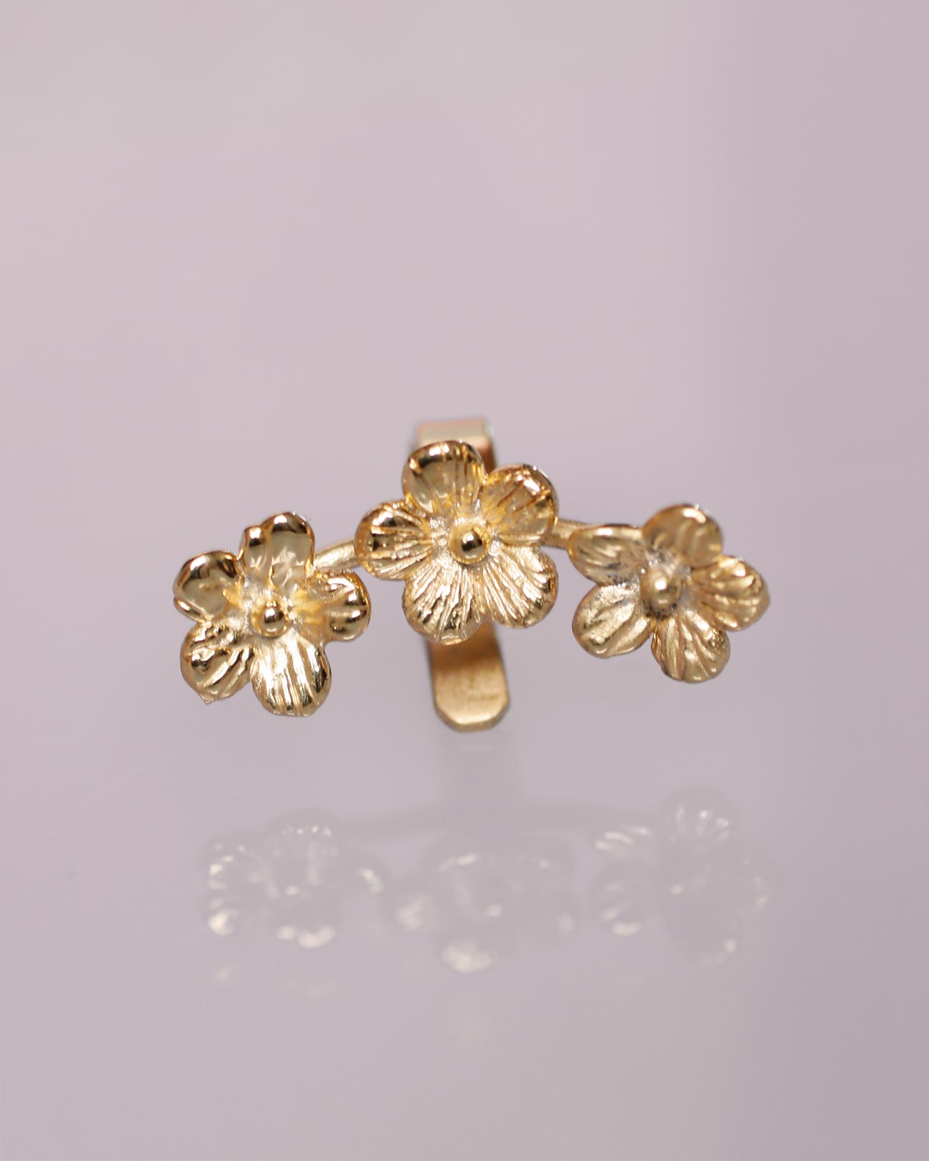 earcuff flowers gold vermeil