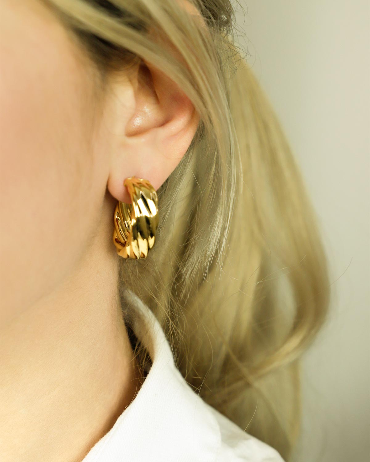 thick gold hoop earrings gold vermeil 925 silver