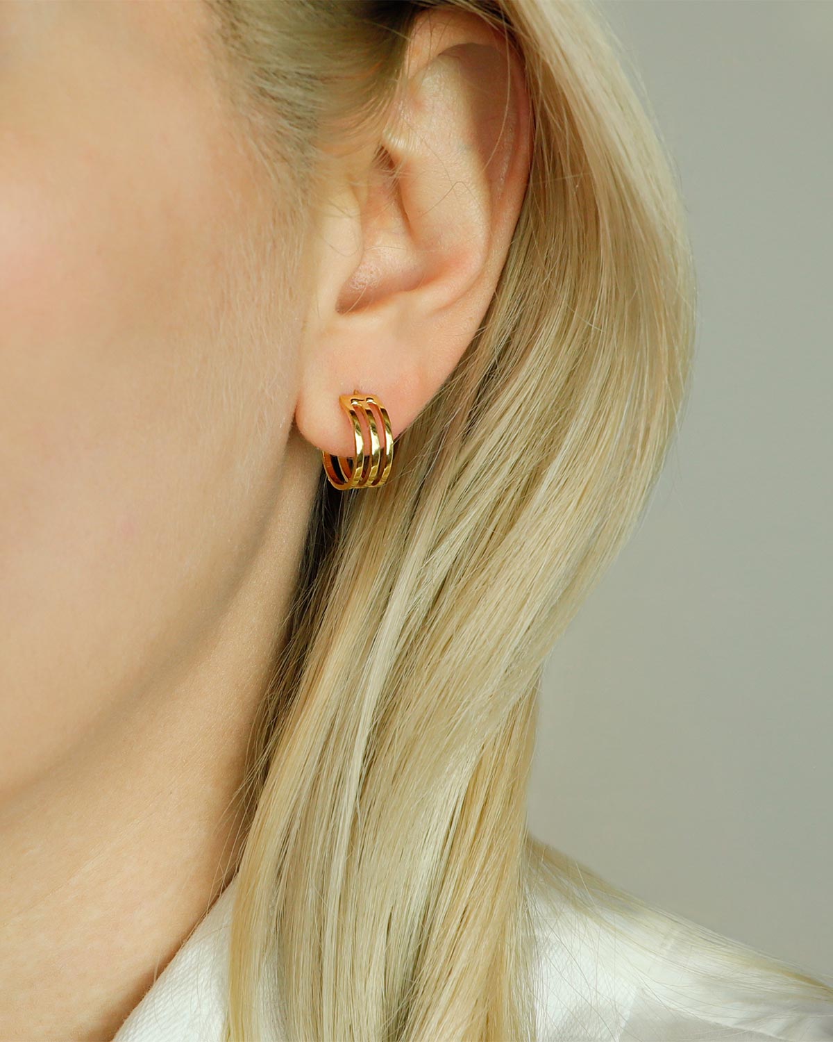 Gold triple hoop earrings discount